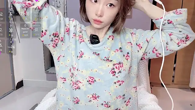 Y2Luvk online show from 13, 12, 2025