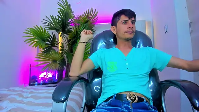 Snapshot of Wicked_Twink chatting on 26, 10, 2025 Wicked Twink online show from 26, 10, 2025