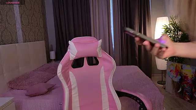 HeyMonkey  online show from 8, 2, 2026