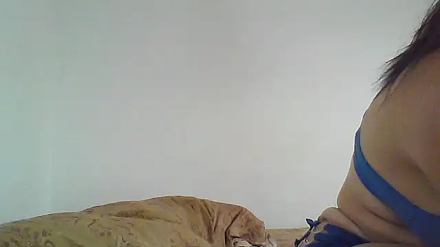 Snapshot of naiaratobon__ chatting on 11, 11, 2025 naiaratobon online show from 11, 11, 2025