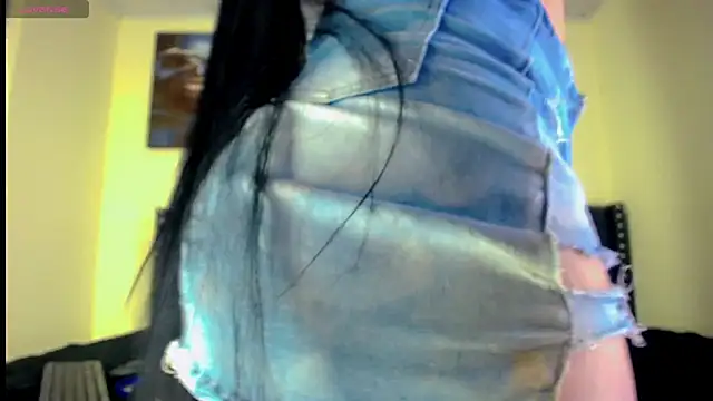 Eemily - online show from 8, 10, 2025