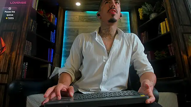 Donovan Desmond online show from 27, 10, 2025