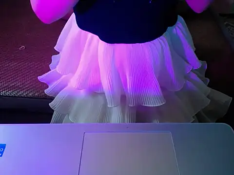 ahoa Tk online show from 11, 11, 2025