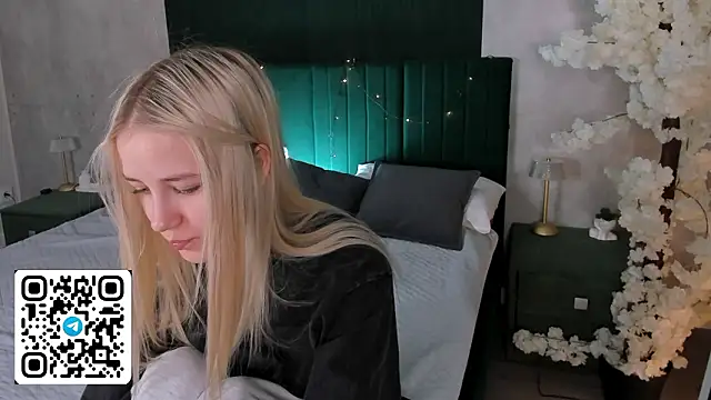 Snapshot of Anellyball chatting on 14, 3, 2026 Anellyball online show from 14, 3, 2026