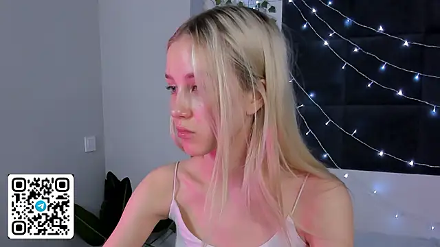 Snapshot of Anellyball chatting on 18, 3, 2026 Anellyball online show from 18, 3, 2026