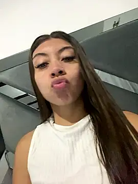 Sara-cooper2 online show from 6, 1, 2026