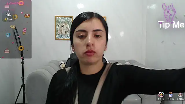 Eilyn love b online show from 4, 10, 2025
