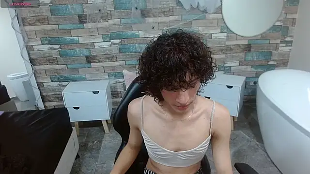 Snapshot of Chipi_tay chatting on 24, 11, 2025 Chipi tay online show from 24, 11, 2025