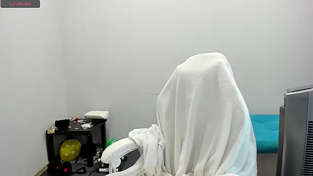 Snapshot of juliamurr_18 chatting on 16, 10, 2025 juliamurr 18 online show from 16, 10, 2025