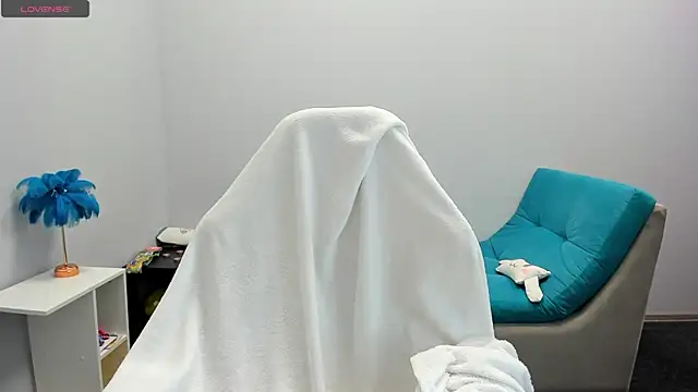 Snapshot of juliamurr_18 chatting on 24, 11, 2025 juliamurr 18 online show from 24, 11, 2025