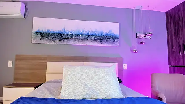  Ashly 77 online show from 22, 10, 2025