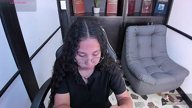 Noahsmitth  online show from 26, 9, 2025