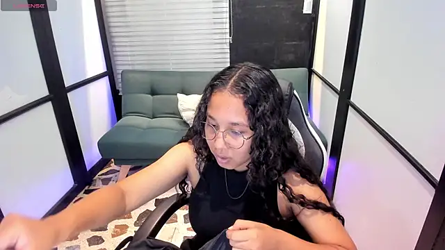 Noahsmitth  online show from 30, 9, 2025
