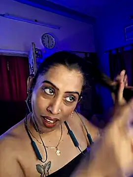 Snapshot of Love_Beauty01 chatting on 17, 3, 2026 Love Beauty01 online show from 17, 3, 2026