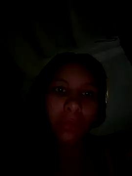 Thegirlofthe1000counts online show from 12, 9, 2025