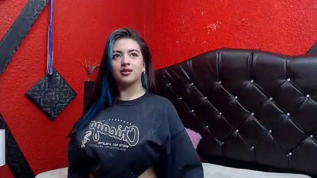 MaviceMur online show from 19, 11, 2025