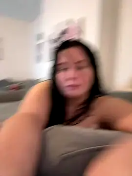 Snapshot of brunetteGirl274 chatting on 14, 12, 2025 brunetteGirl274 online show from 14, 12, 2025