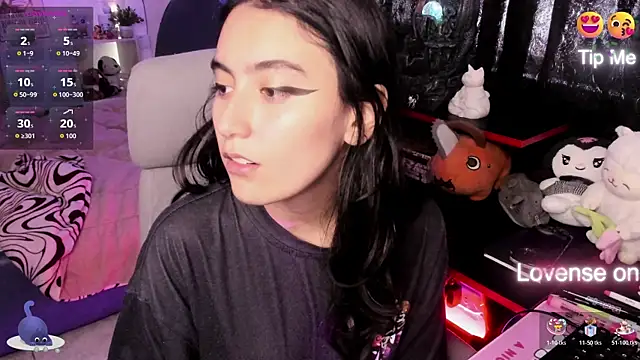 namiiwhite online show from 19, 11, 2025