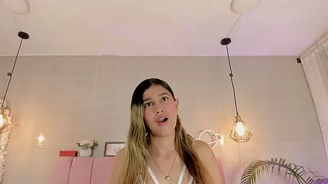 im sofii18 online show from 23, 9, 2025