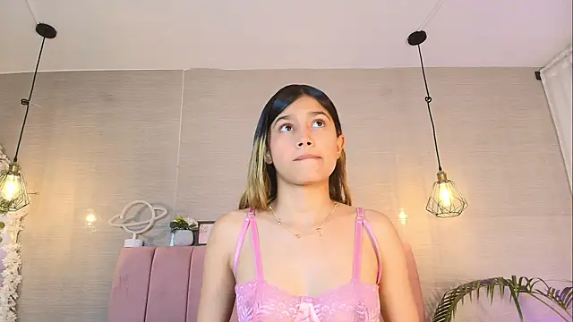 im sofii18 online show from 7, 11, 2025