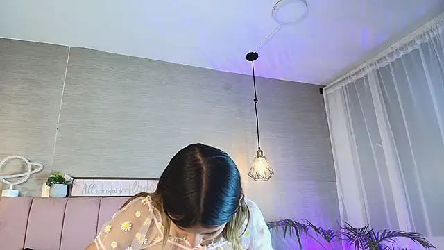 im sofii18 online show from 11, 11, 2025