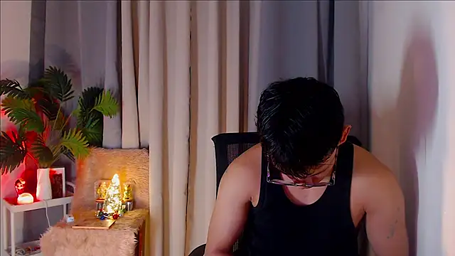 Snapshot of pinkcock_froi2305 chatting on 30, 9, 2025 pinkcock froi2305 online show from 30, 9, 2025