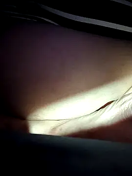 Snapshot of PainPriness chatting on 30, 10, 2025 PainPriness online show from 30, 10, 2025