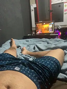 Snapshot of o-theus chatting on 7, 10, 2025 o-theus online show from 7, 10, 2025