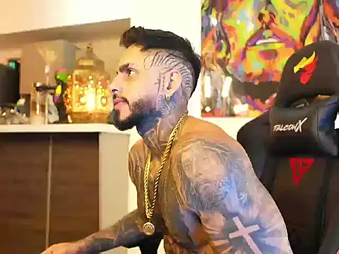 logan hugh8 online show from 2, 10, 2025