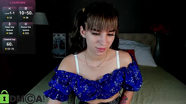 Snapshot of lasly_moon chatting on 26, 9, 2025 lasly moon online show from 26, 9, 2025