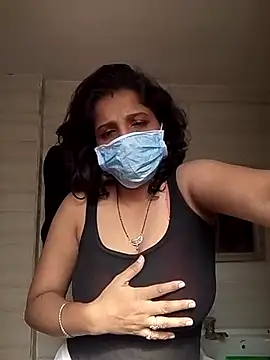 Love Foreverr12 online show from 19, 11, 2025