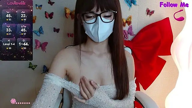 Snapshot of Boobyy-Bae chatting on 12, 11, 2025 Boobyy-Bae online show from 12, 11, 2025