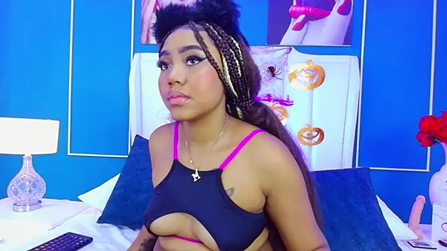 Snapshot of AngelaRoberts chatting on 27, 10, 2025 AngelaRoberts online show from 27, 10, 2025