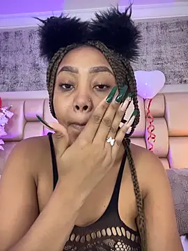 Snapshot of AngelaRoberts chatting on 13, 2, 2026 AngelaRoberts online show from 13, 2, 2026