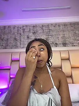 Snapshot of AngelaRoberts chatting on 7, 3, 2026 AngelaRoberts online show from 7, 3, 2026