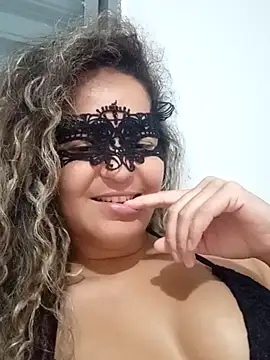 RaphinhaSanches online show from 12, 11, 2025