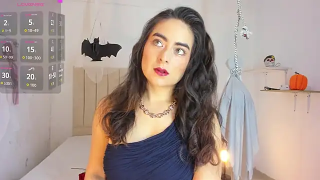 sashaa petit online show from 18, 10, 2025