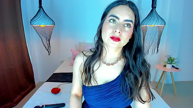 sashaa petit online show from 8, 11, 2025