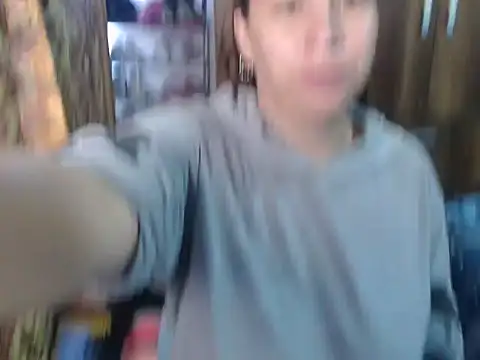 cloequeen15 online show from 8, 1, 2026