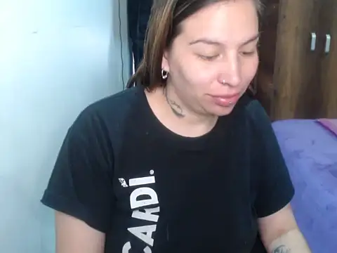 cloequeen15 online show from 17, 2, 2026