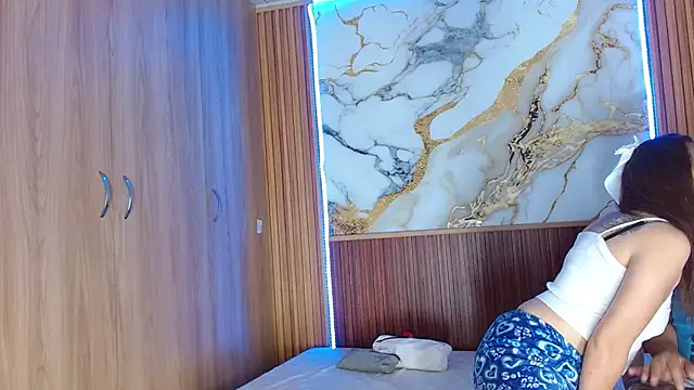 mollyandsam303av online show from 2, 3, 2026