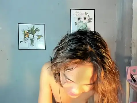 TS gorgeousJhem online show from 8, 4, 2026