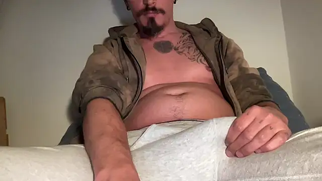 Snapshot of sunZfun chatting on 15, 11, 2025 sunZfun online show from 15, 11, 2025