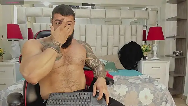 Snapshot of college_muscle_ass1 chatting on 14, 10, 2025 college muscle ass1 online show from 14, 10, 2025