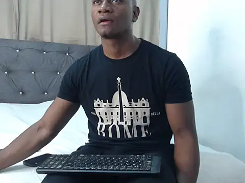 Snapshot of iamfelipee chatting on 18, 10, 2025 iamfelipee online show from 18, 10, 2025