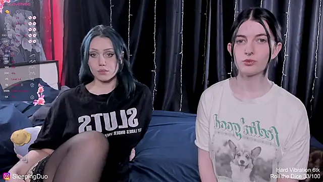 Threesomebabes online show from 19, 1, 2026