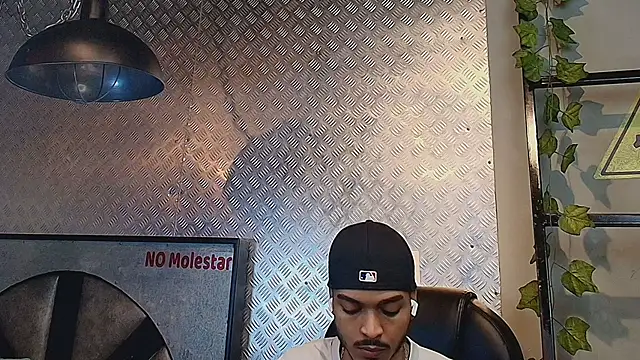 Snapshot of MarcusRain_ chatting on 20, 2, 2026 MarcusRain online show from 20, 2, 2026