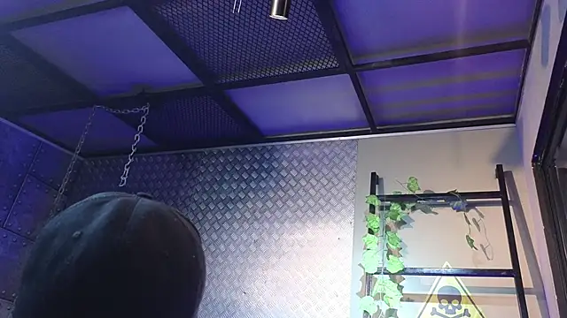 Snapshot of MarcusRain_ chatting on 7, 3, 2026 MarcusRain online show from 7, 3, 2026