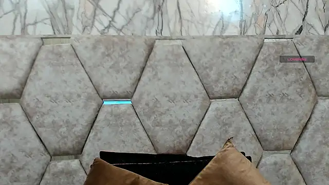 EXOTIC EBONY  online show from 18, 10, 2025