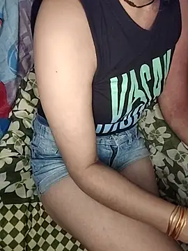 Snapshot of Laila_Pahadi chatting on 19, 11, 2025 Laila Pahadi online show from 19, 11, 2025